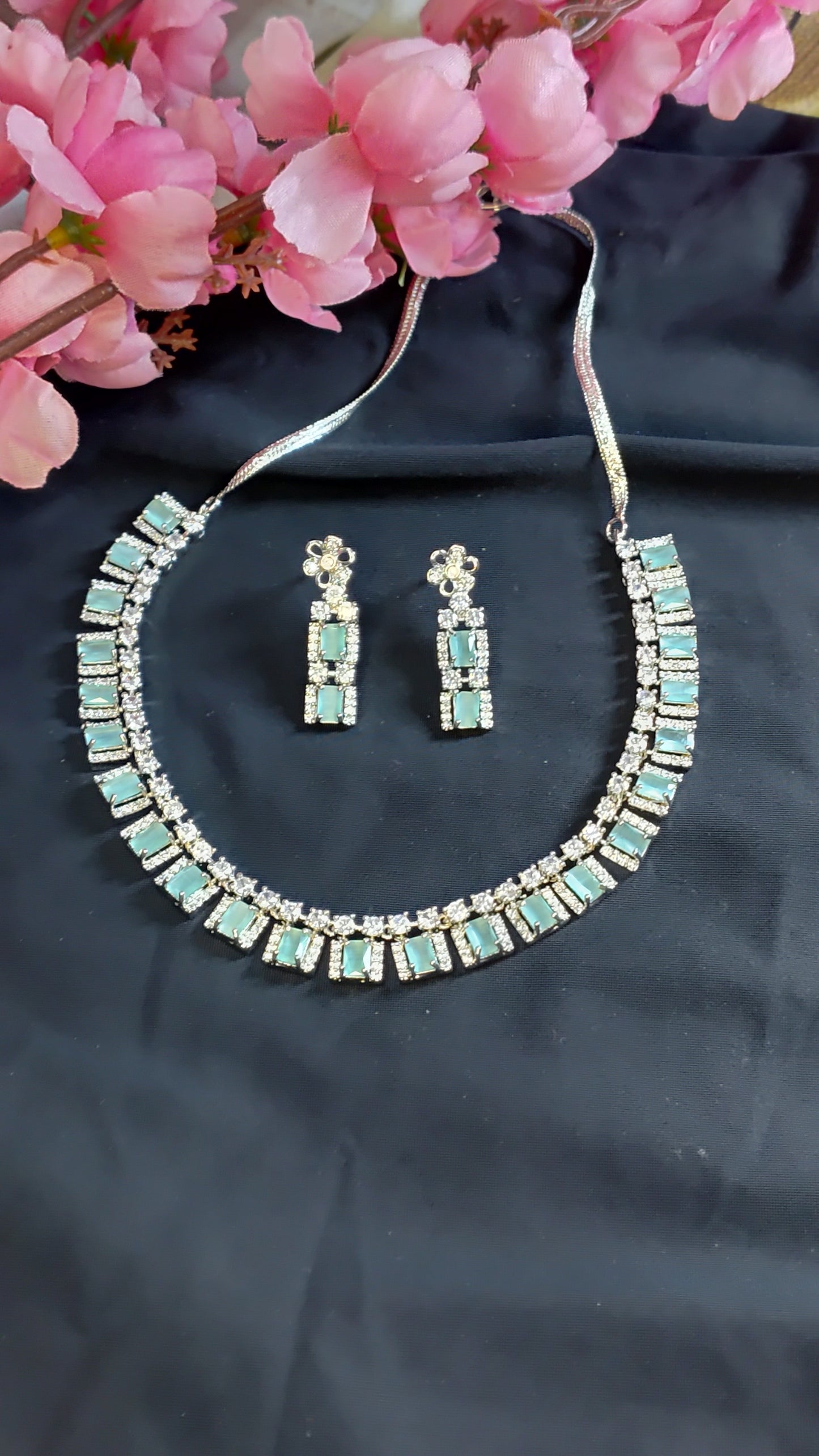 Pastel Green and White AD Short Necklace Set
