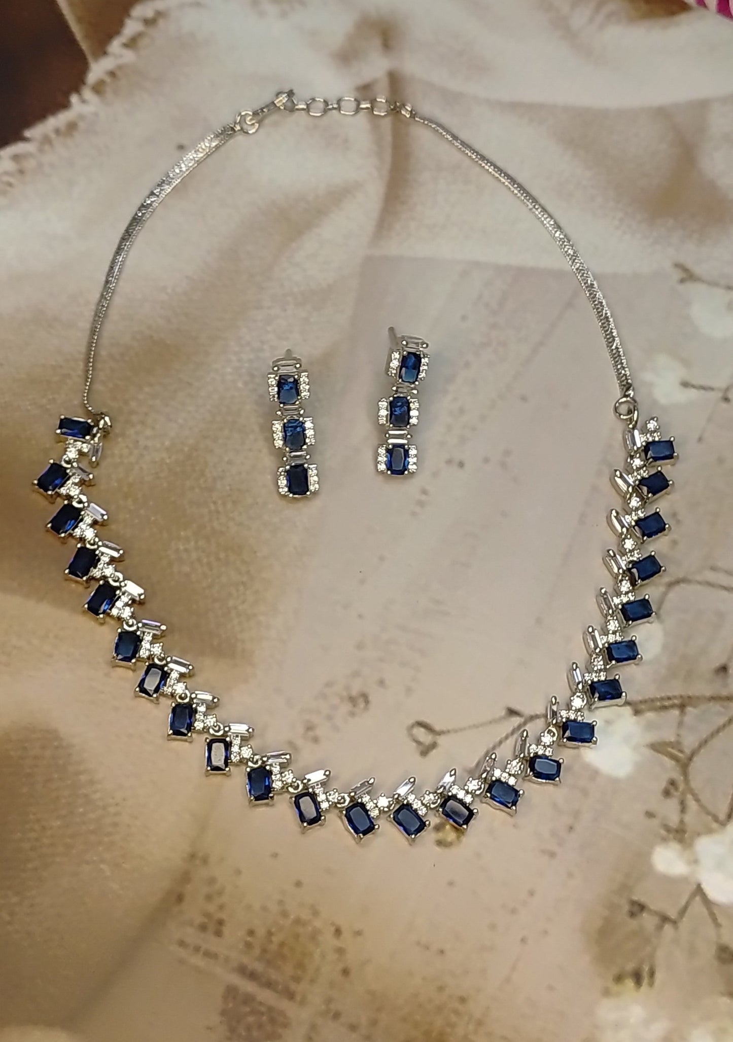 Blue and White AD Short Necklace Set