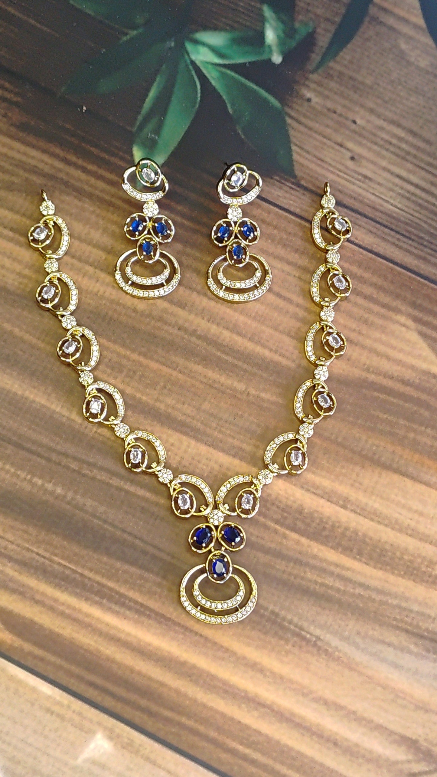 Gold plated Matte Short Necklace Set