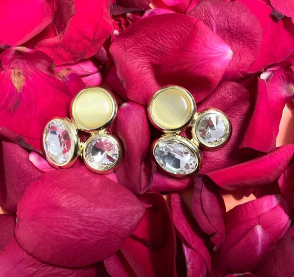 Monalisa Stone studded Earrings